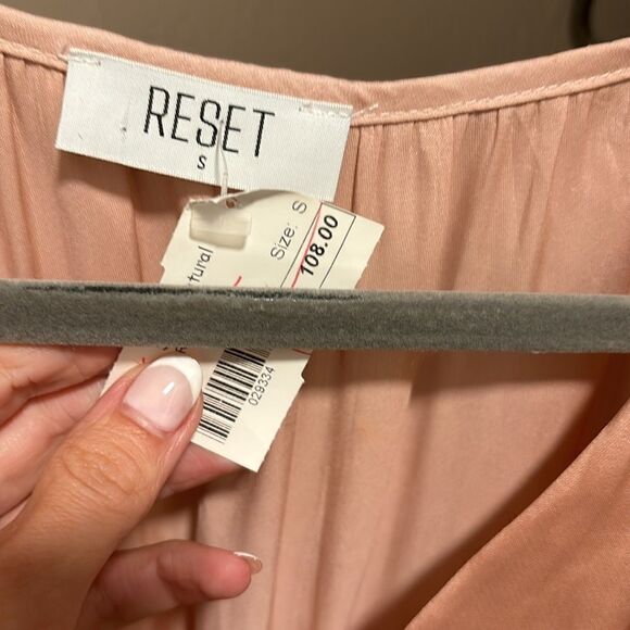 Reset by Jane light pink silky mini dress size Small NWT - Picture 2 of 4